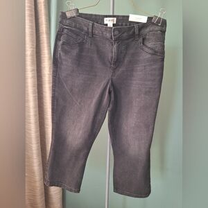 NWT. Maurices M Jeans. Mid Rise Charcoal Gray Super Skinny Crop Jeans. Sz 14